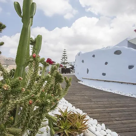 Palace Parikia (Paros)