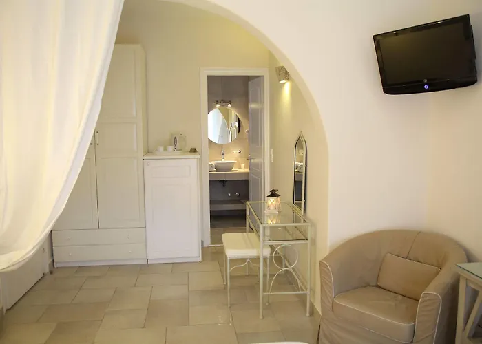 Palace - Adults Only